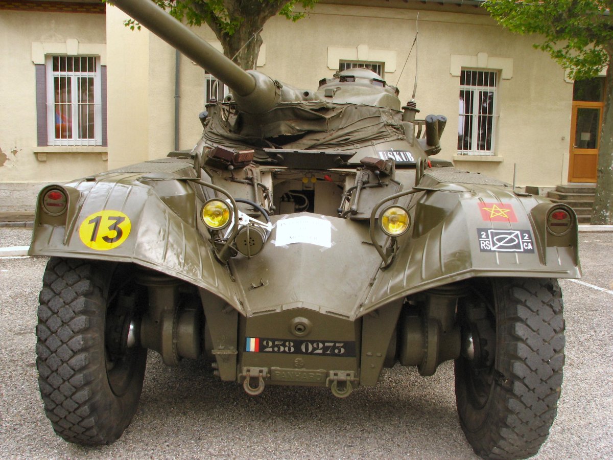 Бронеавтомобиль Panhard EBR 75