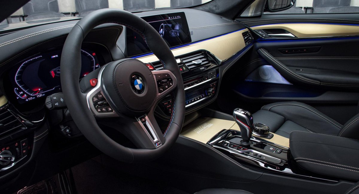 BMW m5 f90 Competition салон