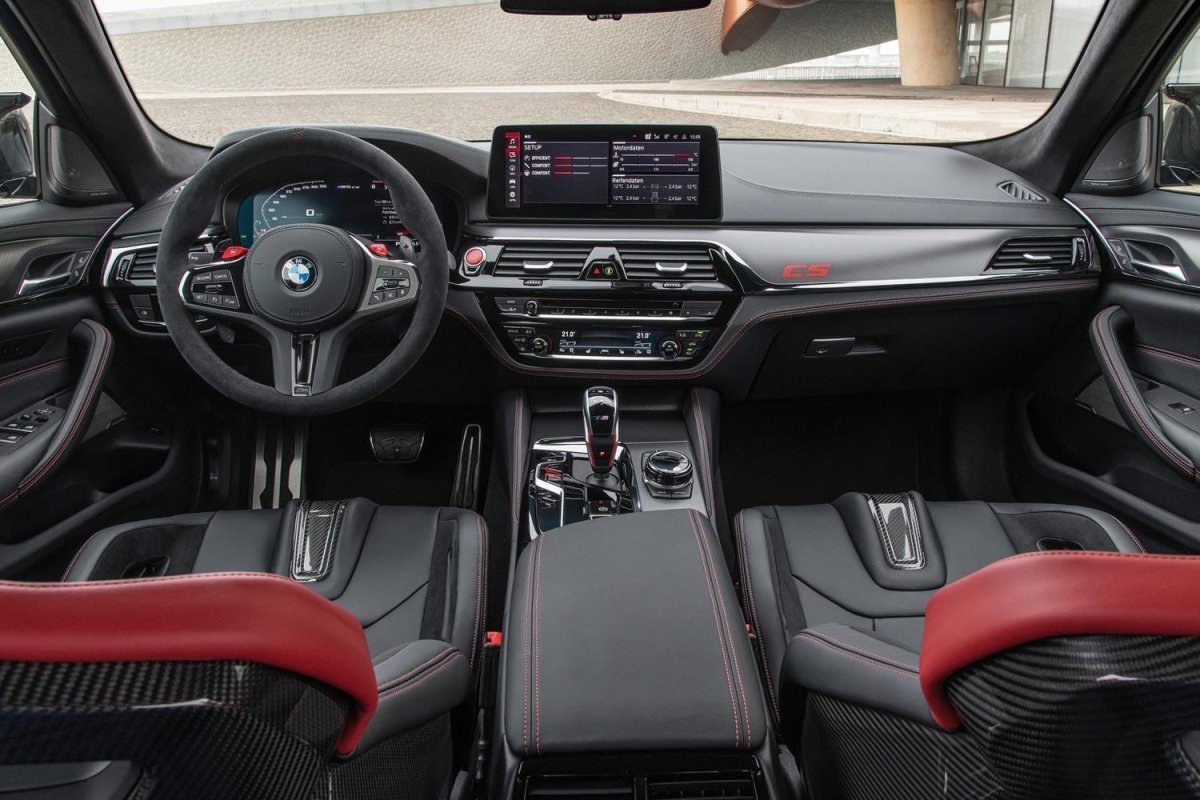 БМВ м5 2021 салон