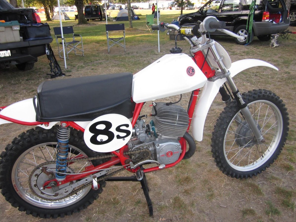 Мотоцикл Чезет 500