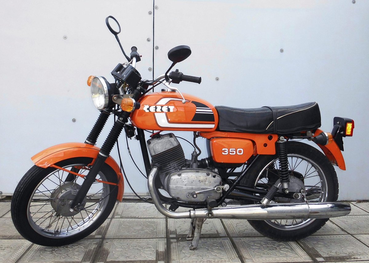 Мотоцикл Ява Чезет 350