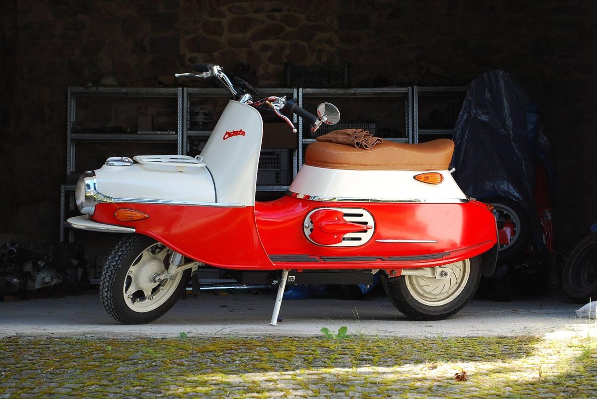 Мотороллер Чезета 502