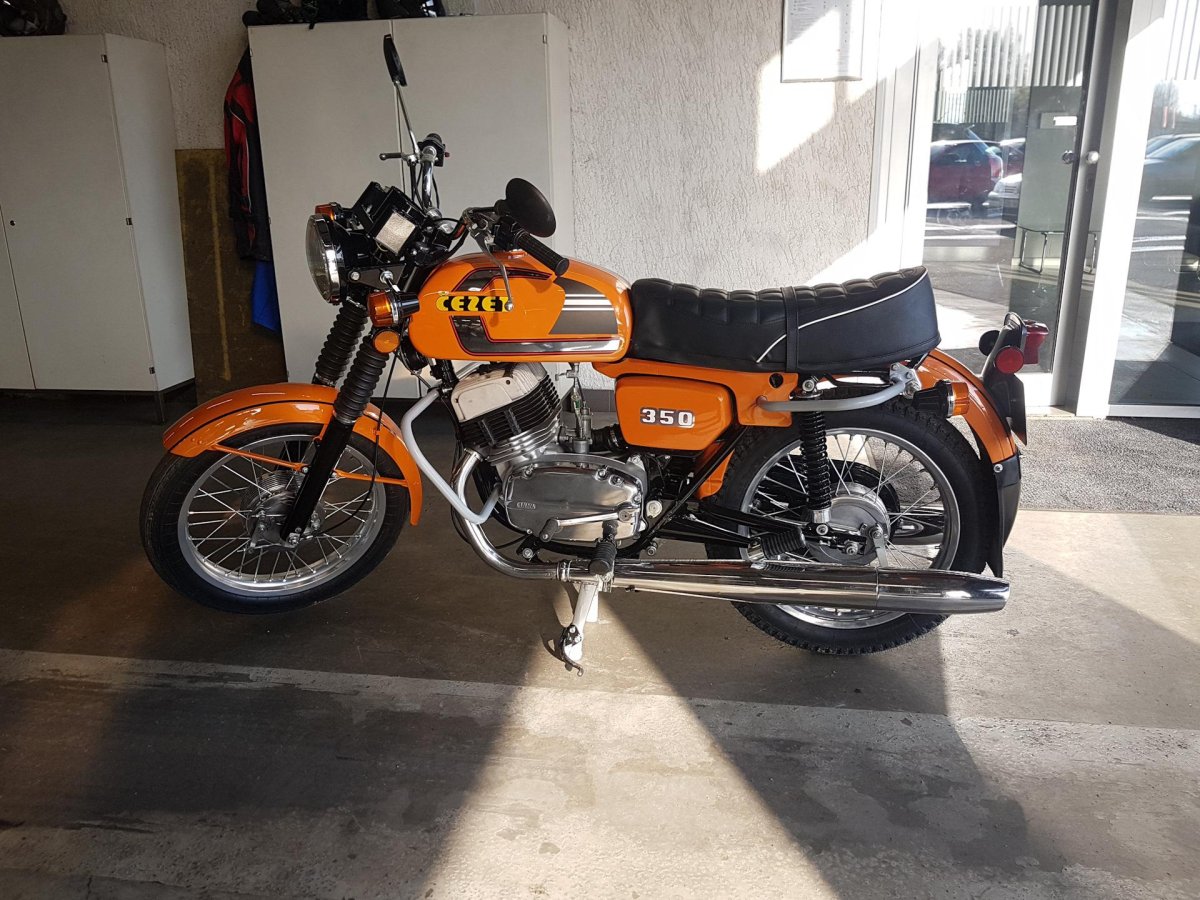 Мотоцикл cz 350 472