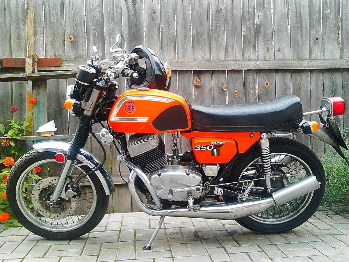 Мотоцикл Ява Чезет 350