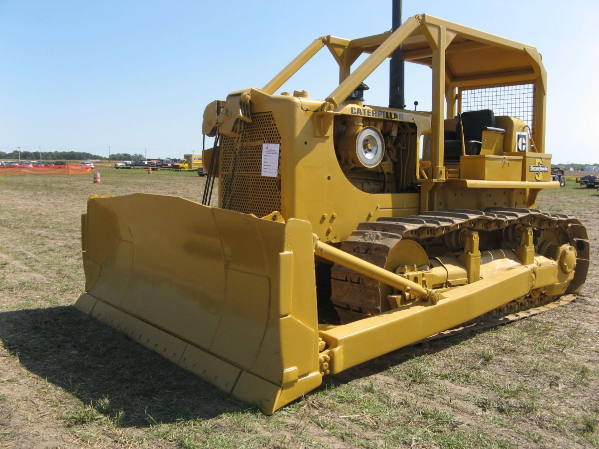 Бульдозер Caterpillar 10 тонн