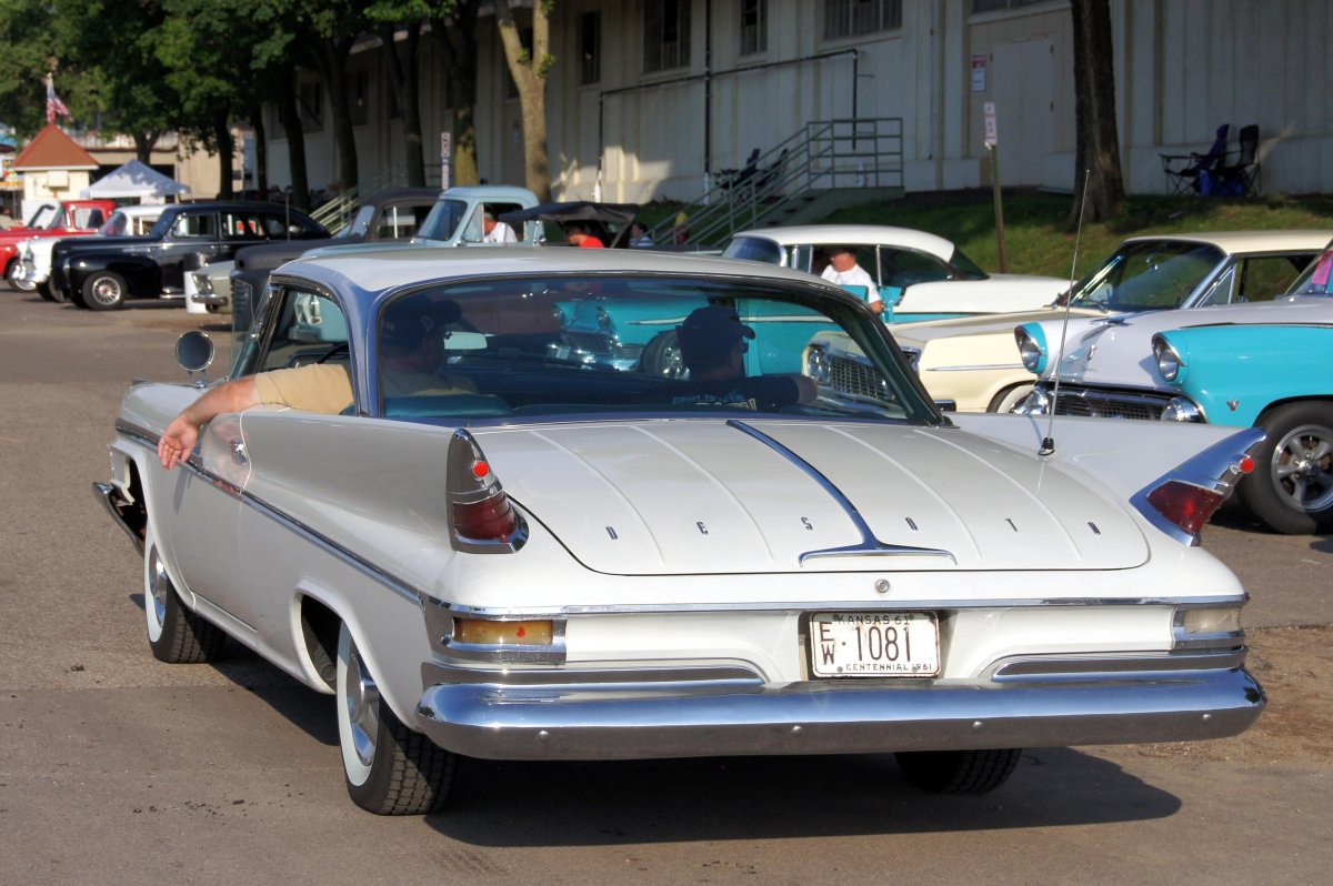 DESOTO Adventurer 1961