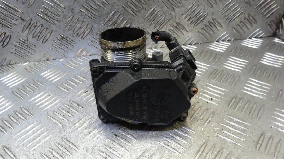 Skoda Yeti дроссельная заслонка