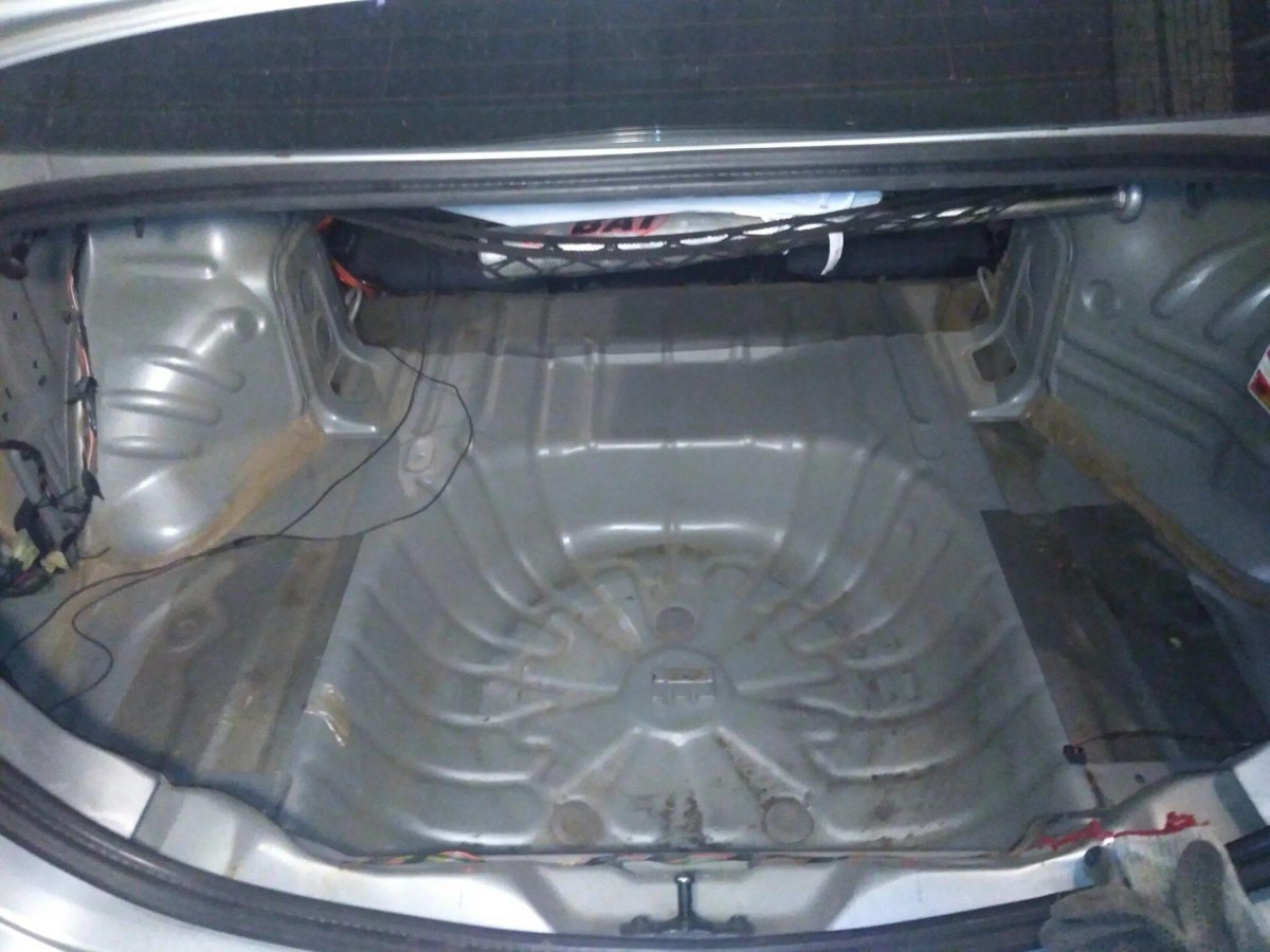 Багажник Мондео 3 седан