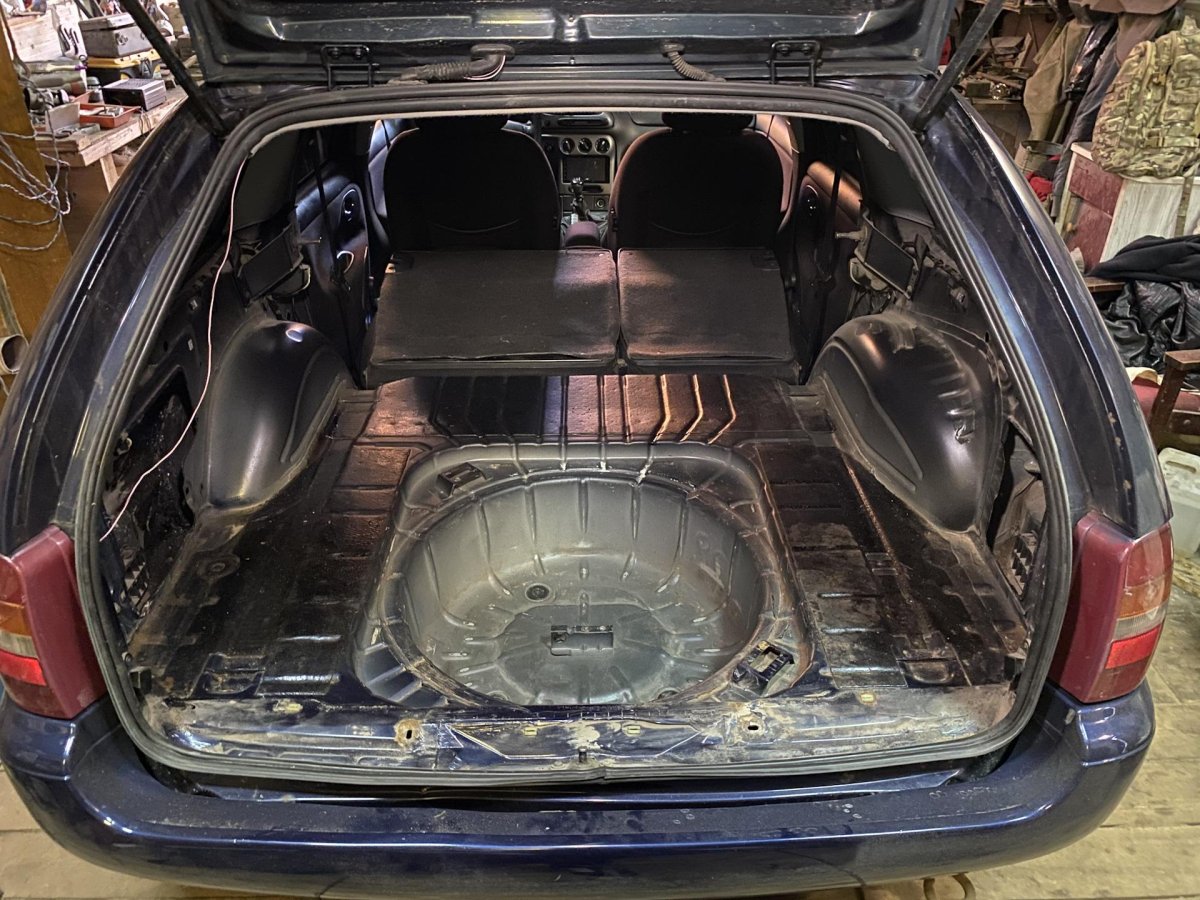 Ford Mondeo 1 универсал багажник