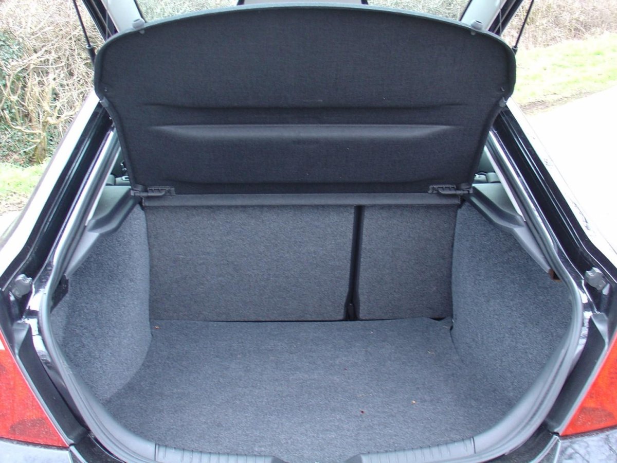 Мондео 4 хэтчбек багажник