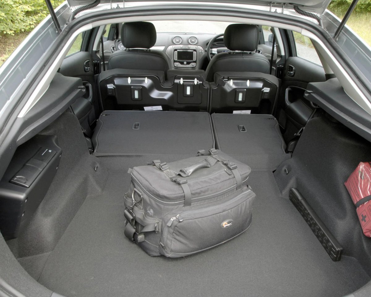 Ford Mondeo 4 универсал багажник