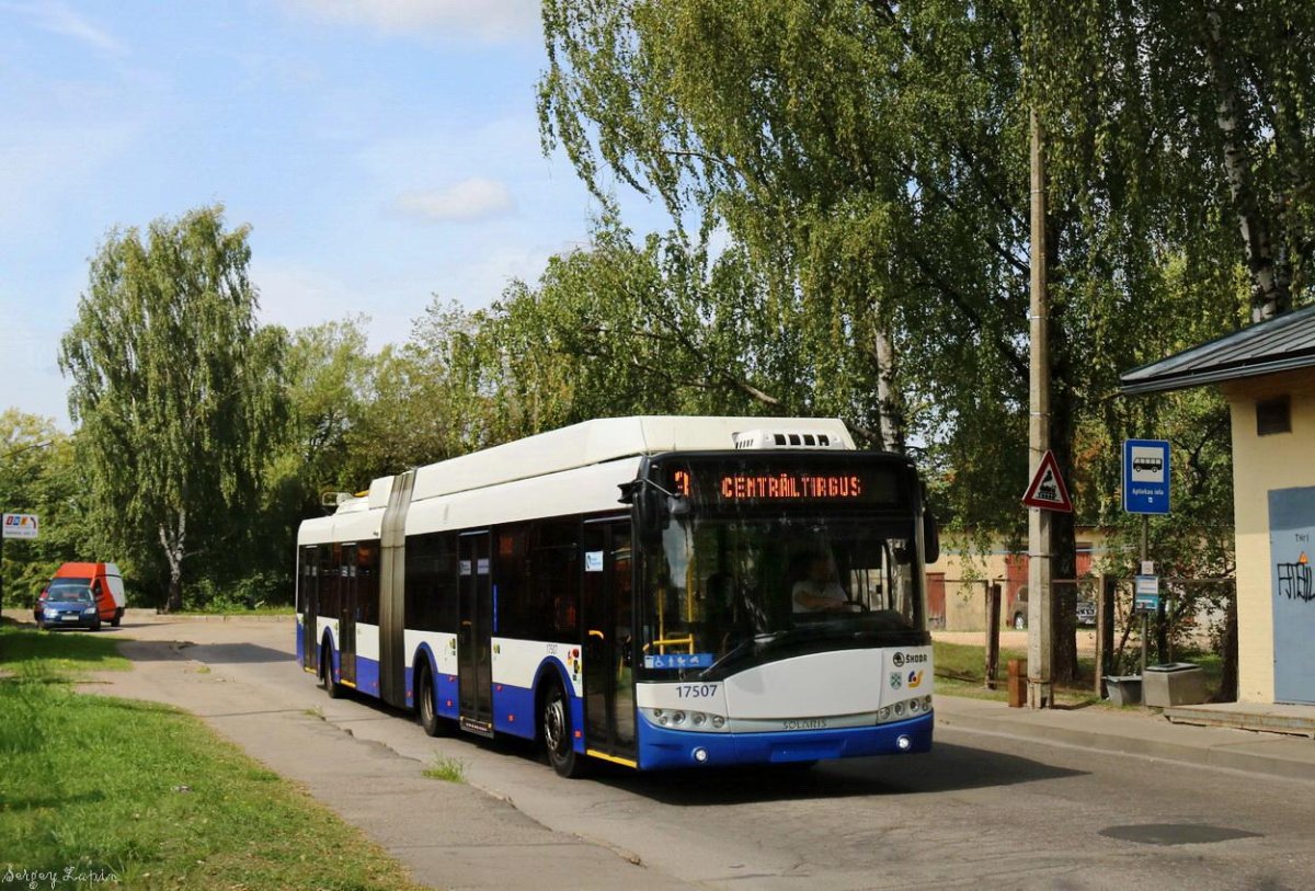 Троллейбус Škoda 27tr