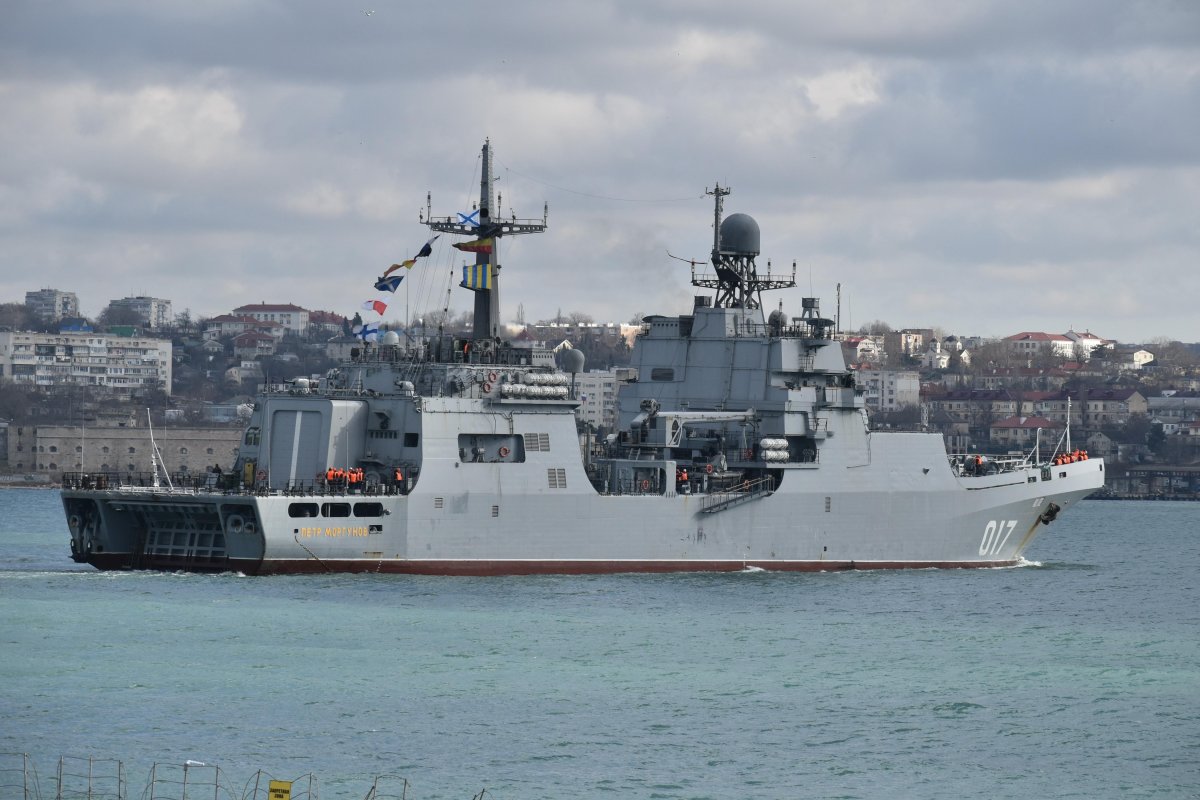 БДК Петр Моргунов в Севастополе