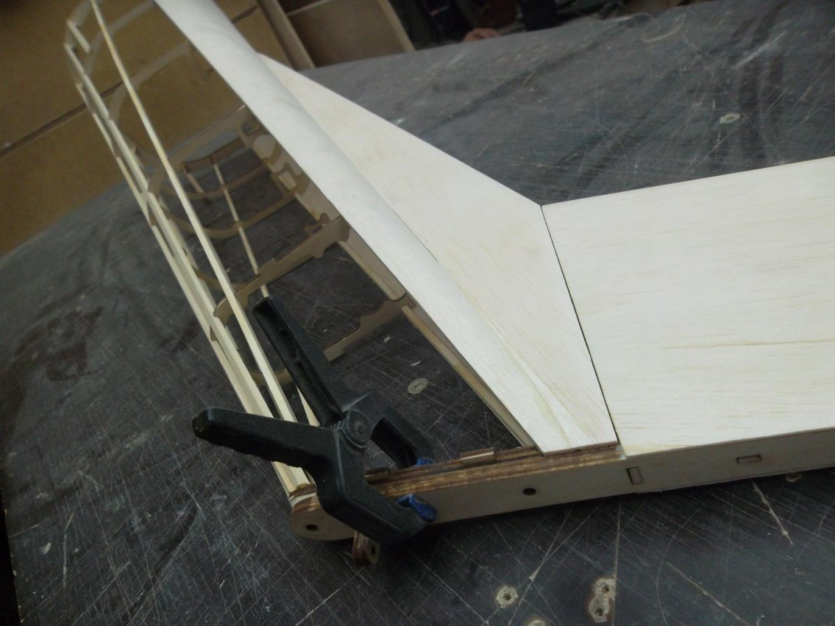 Держатель киля купить