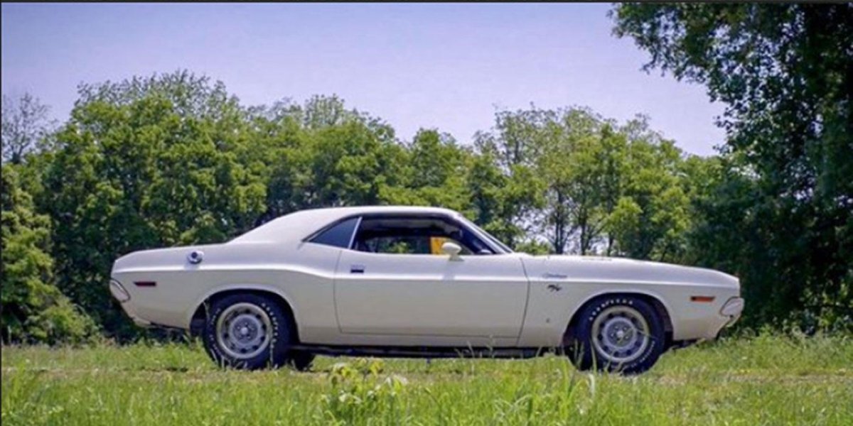 Dodge Challenger 1971 белый