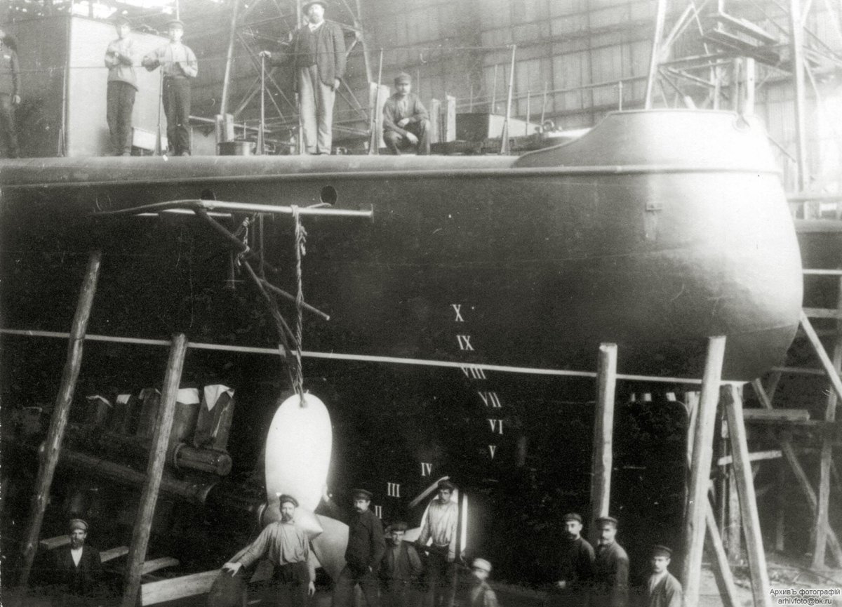 Модель минный крейсер лейтенант Ильин