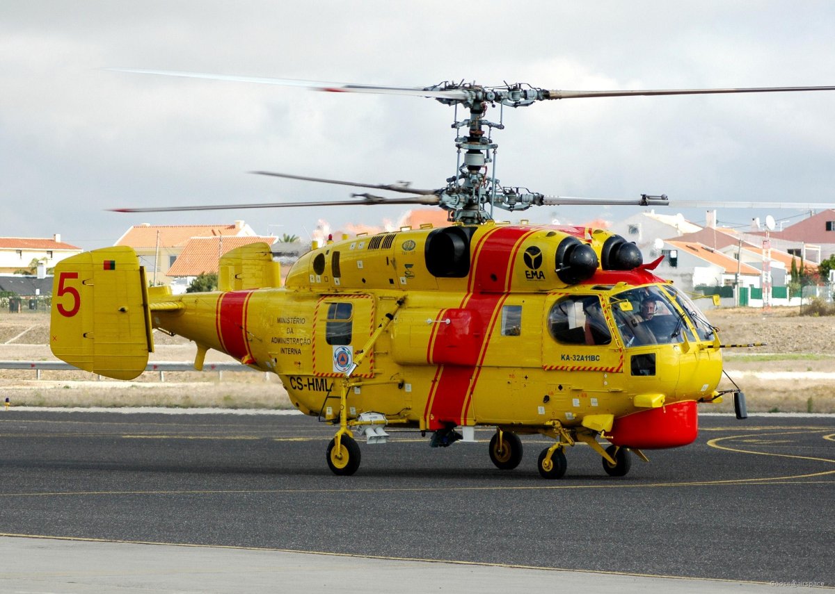 Ка-32 вертолёт