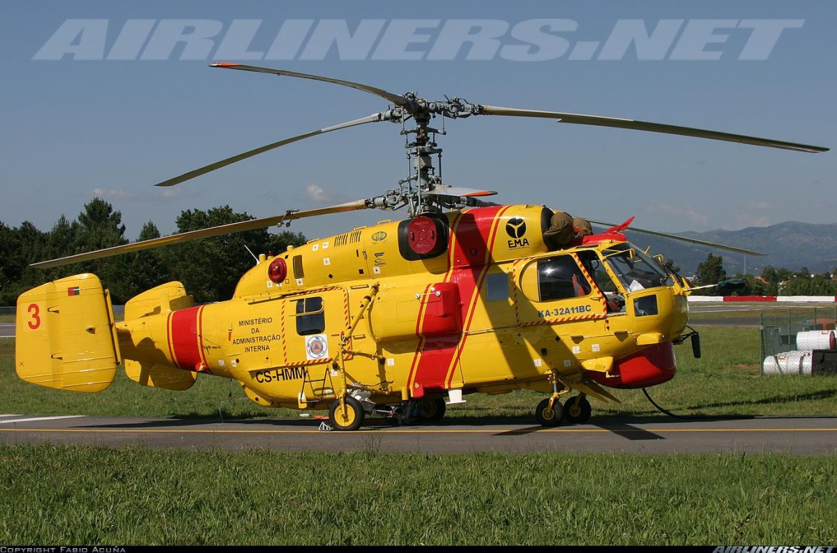 Ка-32 вертолёт салон