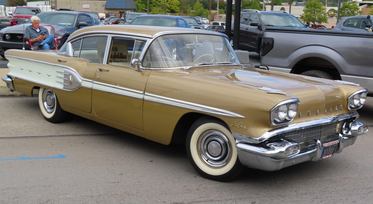 Pontiac 1958