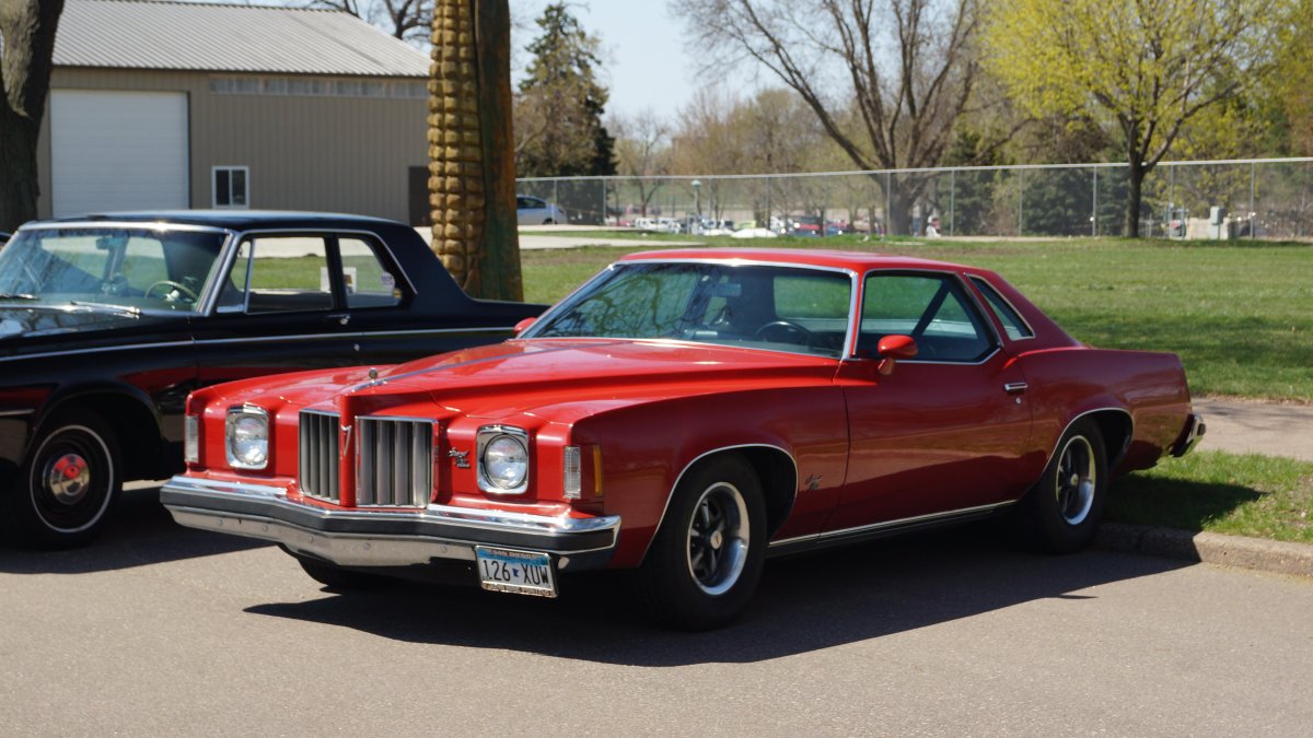 Pontiac Grand prix 1975