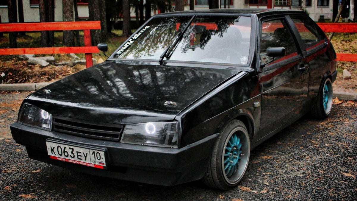 ВАЗ 2108 черный стенс