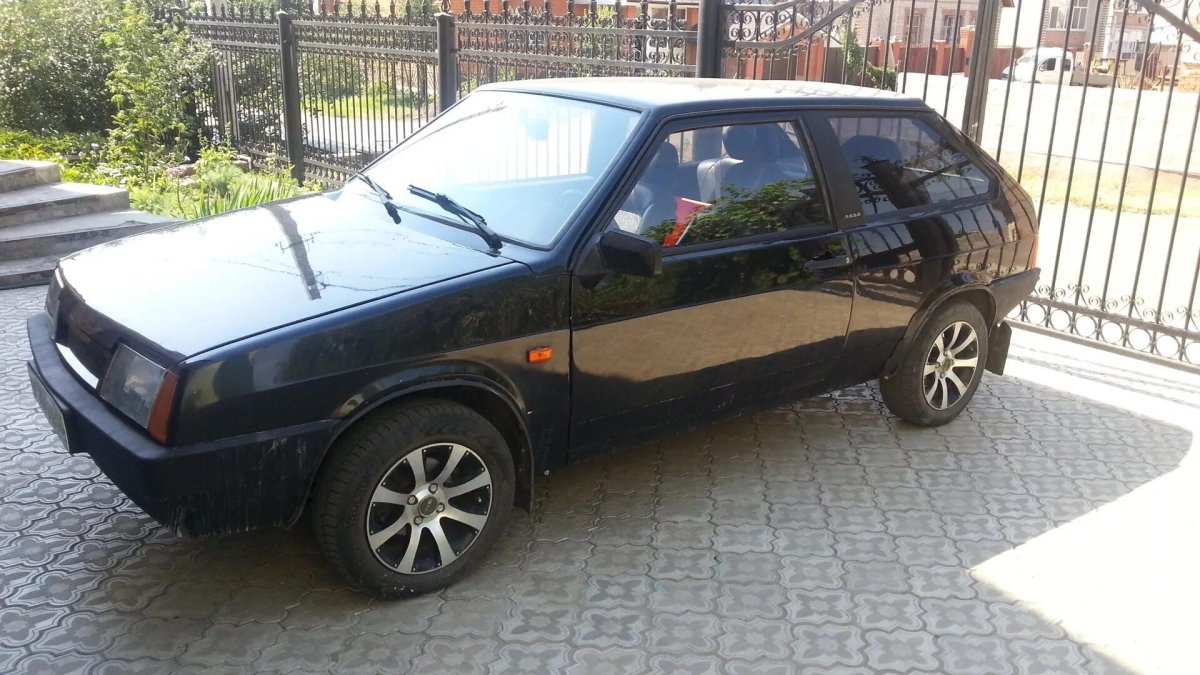 ВАЗ 21083 черная