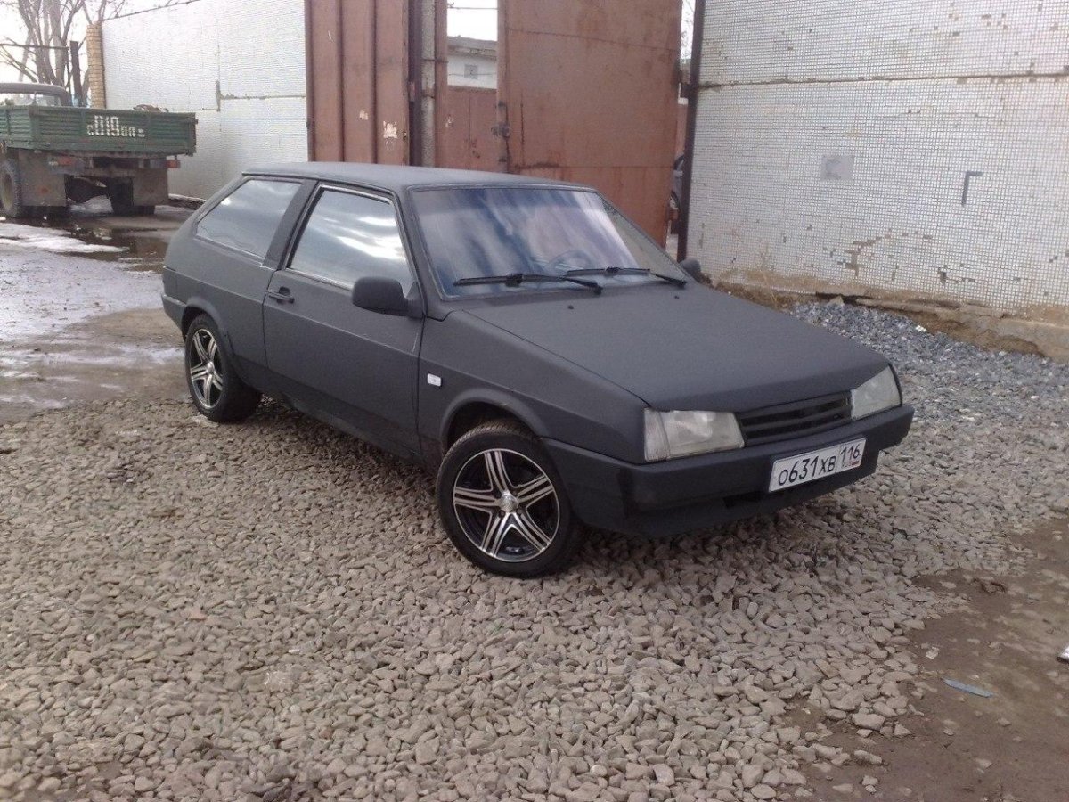 ВАЗ 2108 черная матовая
