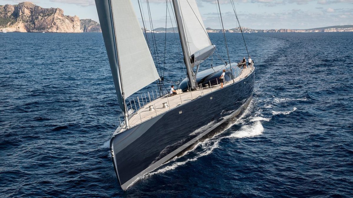 Royal Huisman Ngoni