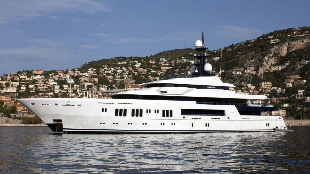 Hermitage яхта седых