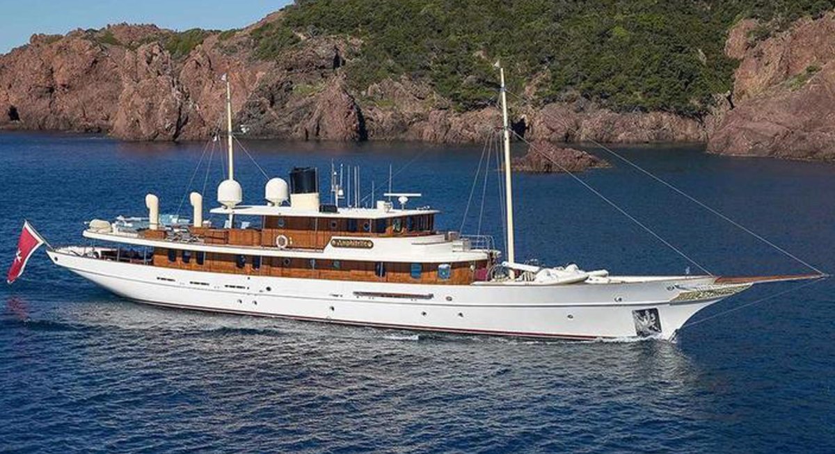 Яхта креоль гуччи