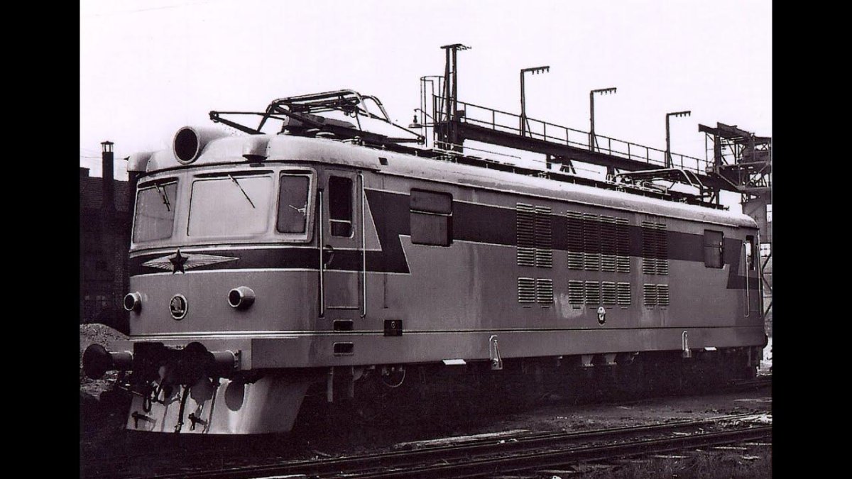 Электровоз Шкода чс3