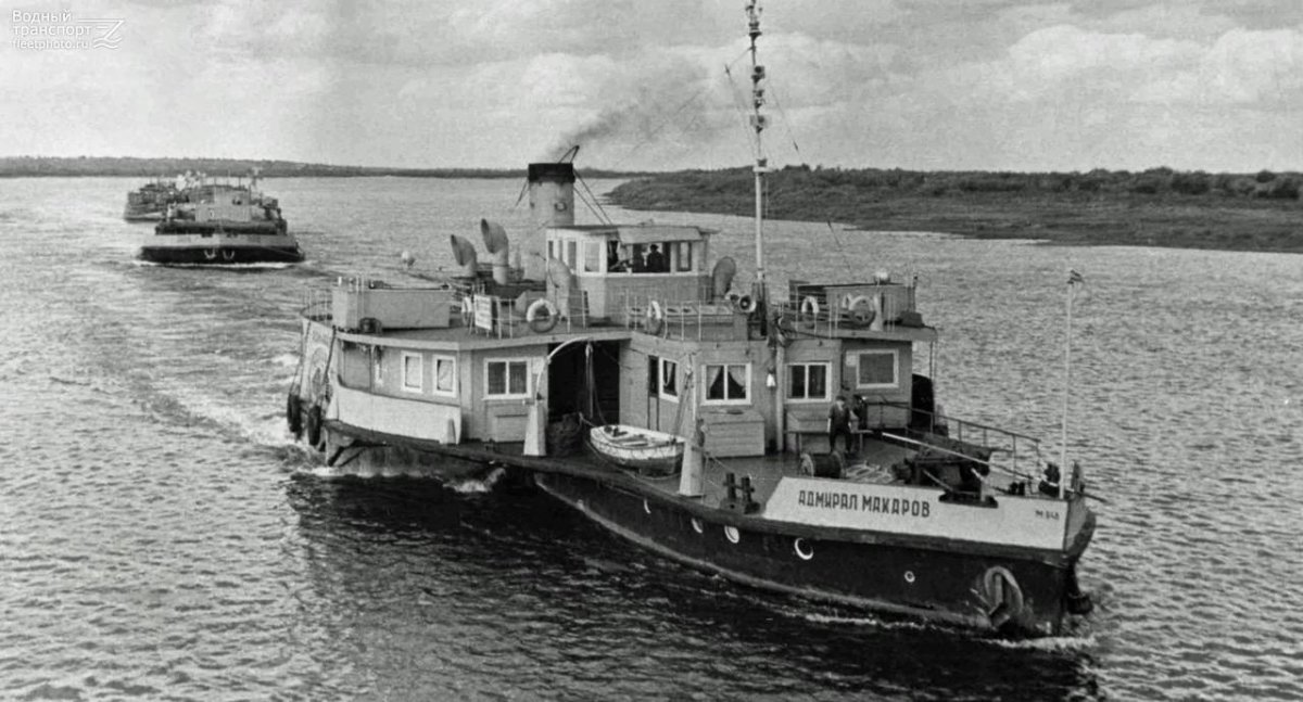 Колесный пароход буксир 732