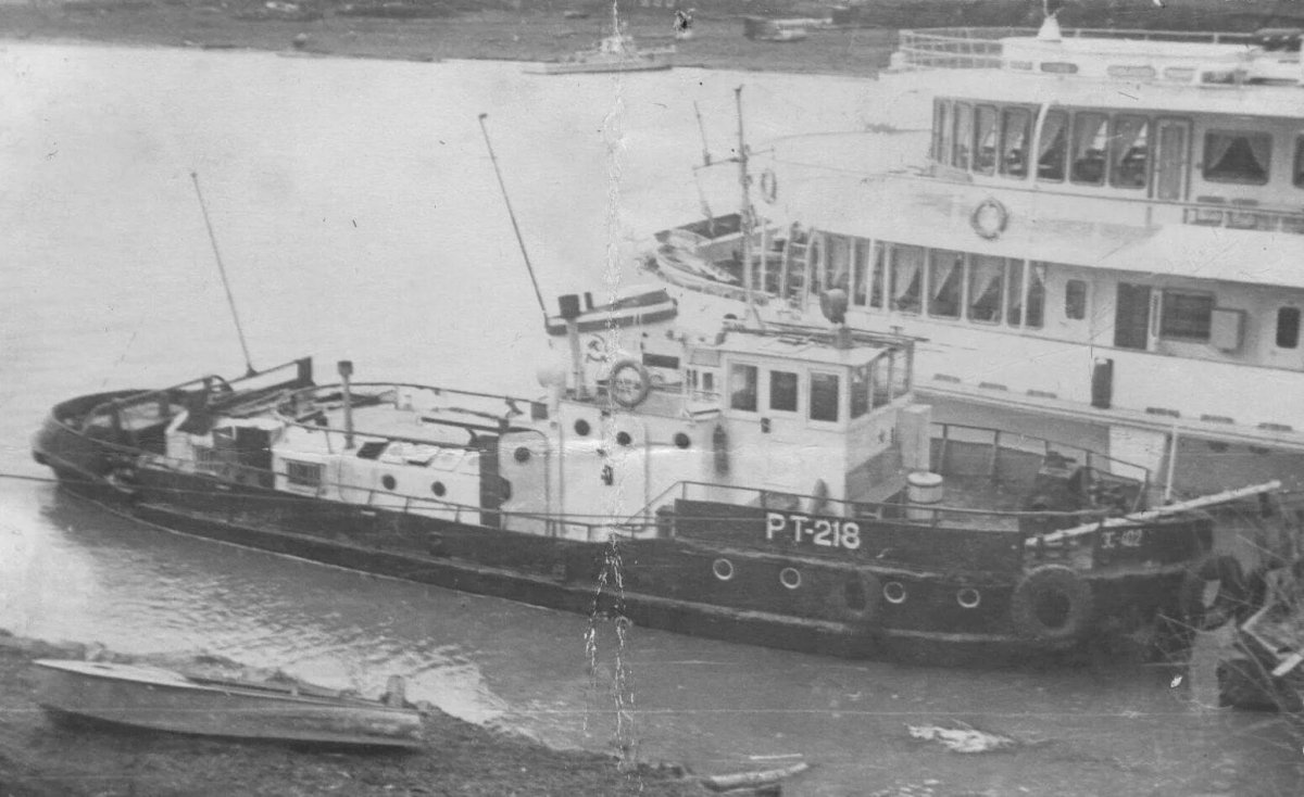 Буксир толкач 908