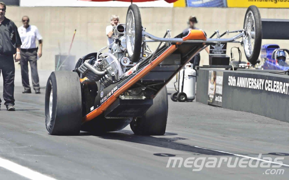 Dragster 180 Пиранья асфальта