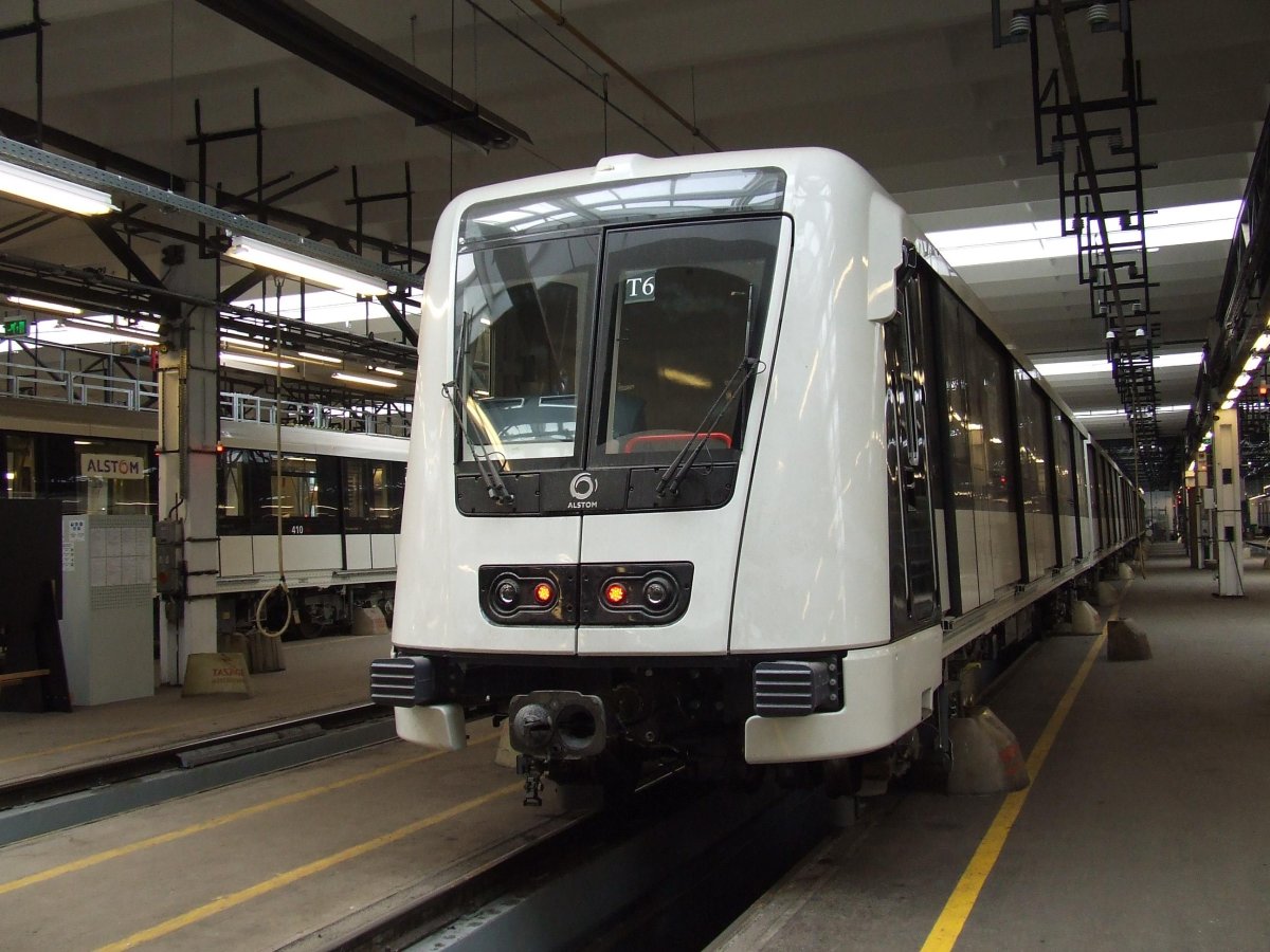 Alstom Metropolis Будапешт