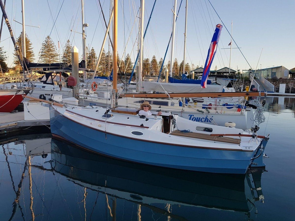 Яхты Дадли Дикса