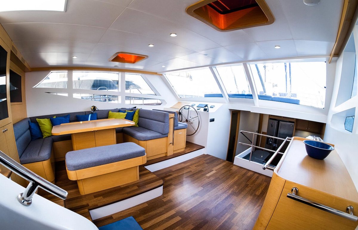 92 A фута яхта