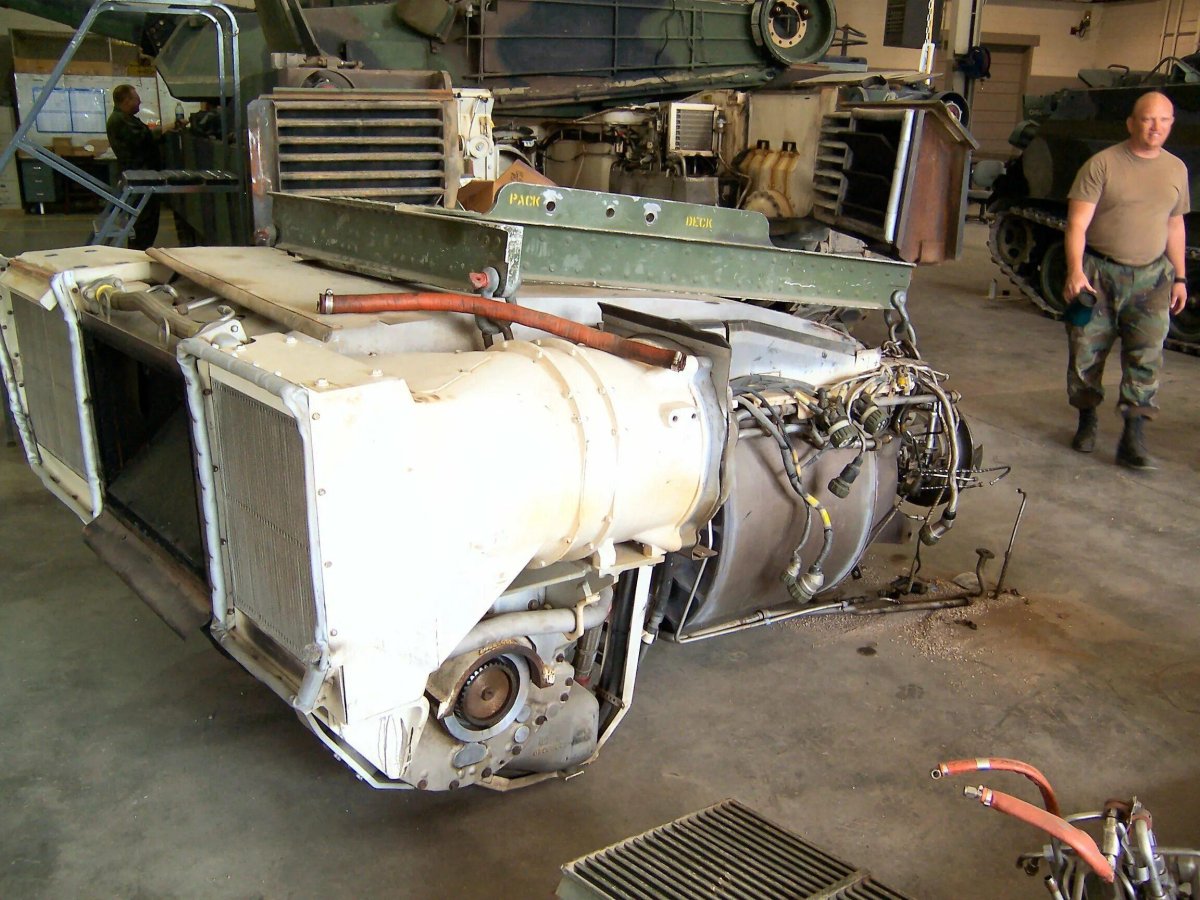 Двигатель танка Абрамс м1а2