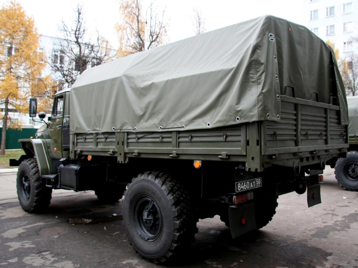 Урал грузовик 43206