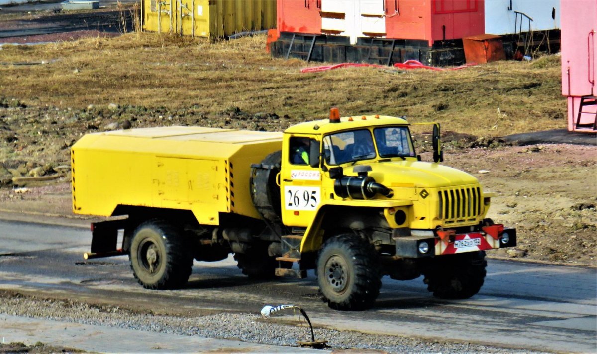 Урал двухосный 43206