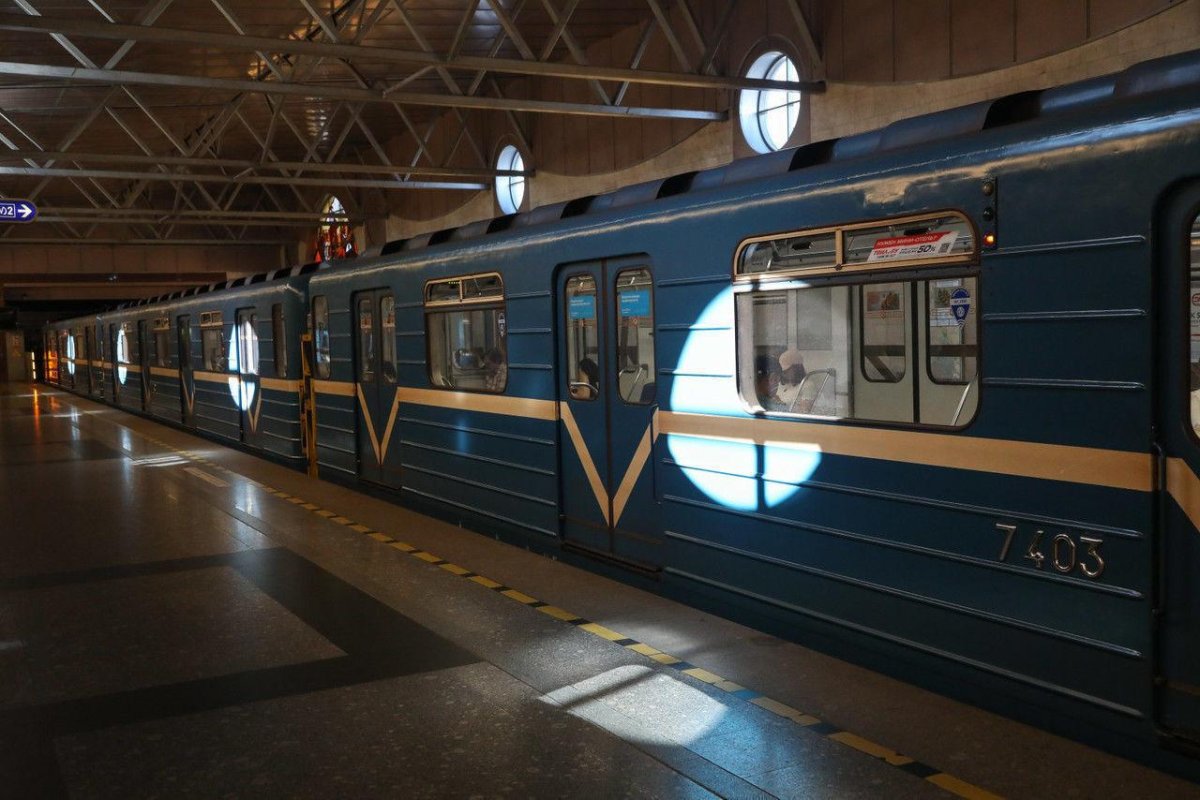 Вагон метро 2024