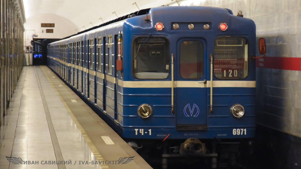 Ретропоезд Петербургского метрополитена