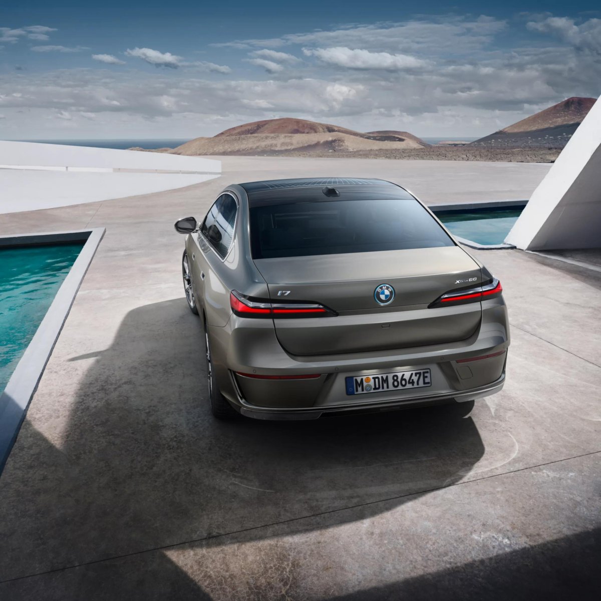 BMW i7 g70