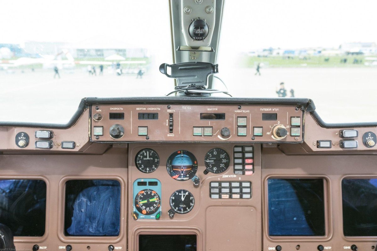 Ил-114-300 кабина