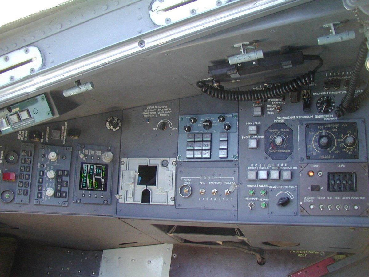 Приборная панель ил 62