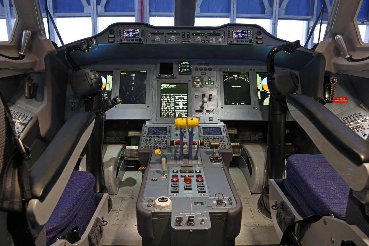 Ил-112 кабина