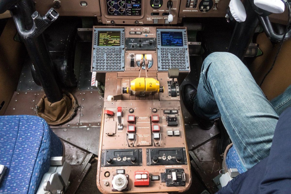 Ил-112 кабина