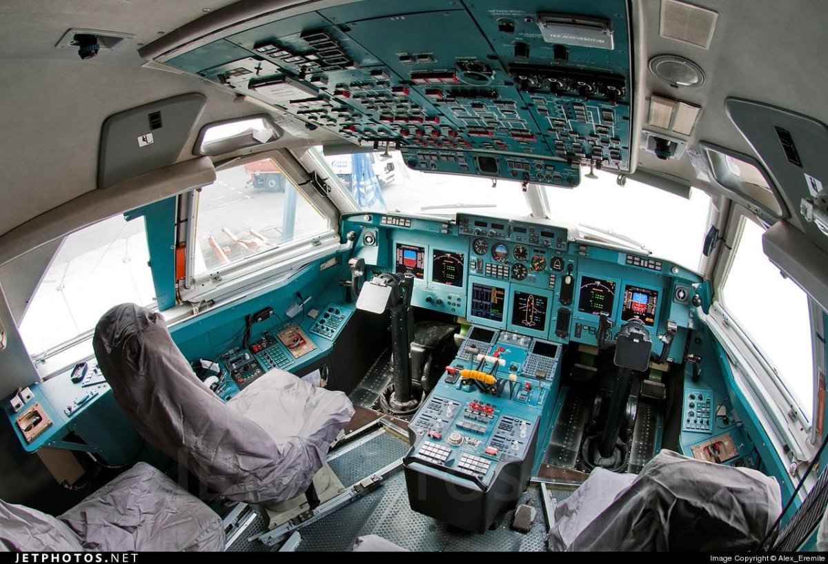 Кабина ил 96 300