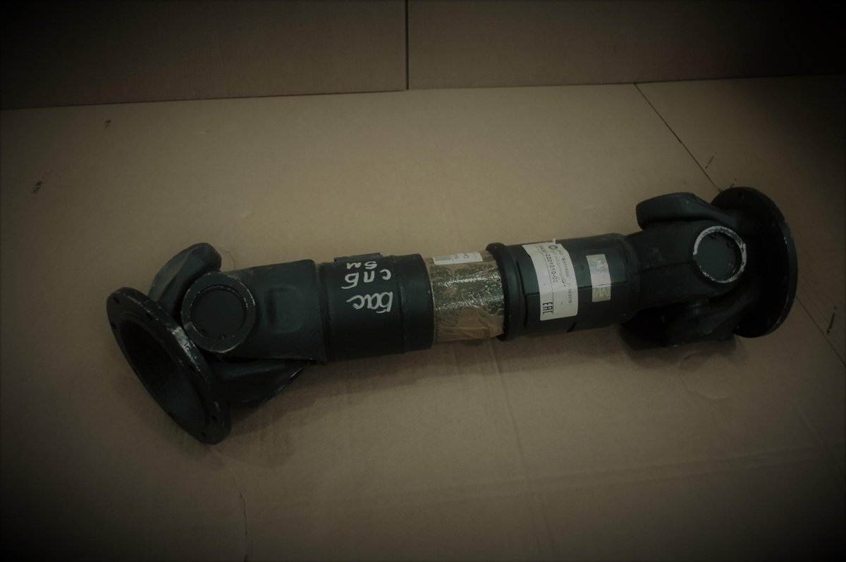 2201010 Вал карданный