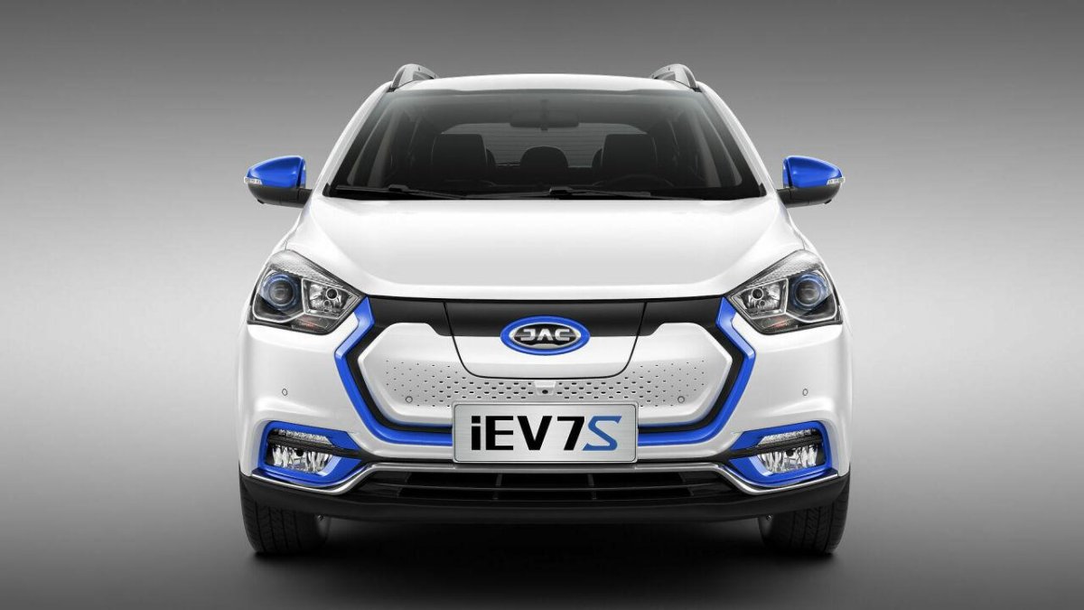 JAC iev7s